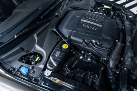
                                                                                        Voiture
                                                                                         Jaguar XK R (2) V8 5.0 510