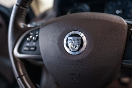 
                                                                                        Voiture
                                                                                         Jaguar XK R (2) V8 5.0 510