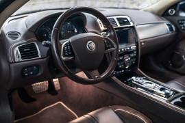
                                                                                        Voiture
                                                                                         Jaguar XK R (2) V8 5.0 510