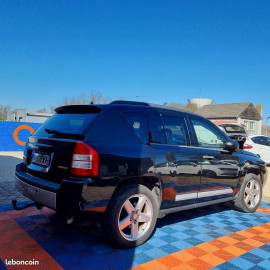 Voiture
Jeep Compass 2.0 CRD 4x4 1968cm3 140cv