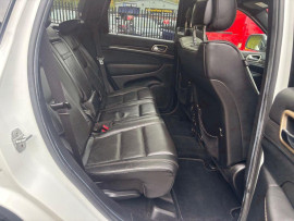 
                                                                                        Voiture
                                                                                         Jeep Grand Cherokee 3.0 V6 CRD Overland SUV 5dr Diesel Auto 4WD Euro 5 (247 bhp)