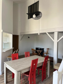 
                                                                                        Location
                                                                                         JOLI 3P 64m²