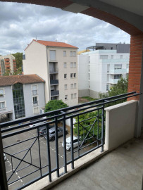 
                                                                                        Location
                                                                                         Joli appartement à louer