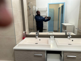 
                                                                                        Location
                                                                                         JOLI APPARTEMENT DE HAUT STANDING SUR VALEIRY