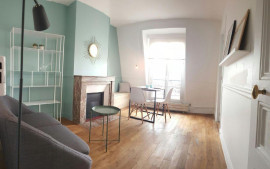 
                                                                                        Location
                                                                                         Joli appartement meublé de 2 pièces proche Metro l