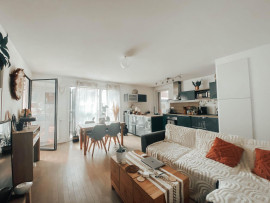 
                                                                                        Location
                                                                                         Joli appartement T4 meublé 75m2