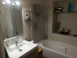 
                                                                                        Location
                                                                                         Joli f3 gare saint Roch