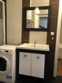 
                                                                                        Location
                                                                                         Joli studio a proximité de toutes commodités