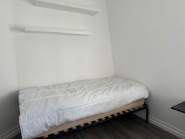 
                                                                                        Location
                                                                                         Joli studio au pied du métro Sablons Ligne 1 à Neuilly Sur Seine (loyer tout inclus)