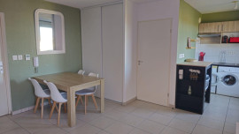 
                                                                                        Location
                                                                                         Joli studio tout equipé au pied du metro