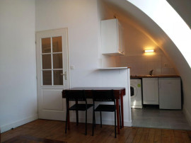 
                                                                                        Location
                                                                                         Joli T2 35m² gare château