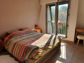 
                                                                                        Location
                                                                                         Joli T2 - Quartier paisible, balcon, jardin arboré
