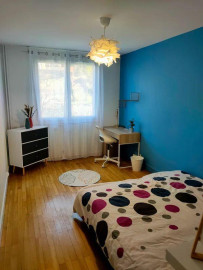 
                                                                                        Location
                                                                                         Joli T3 meublé 64m² Tardy/ Collin des Pères
