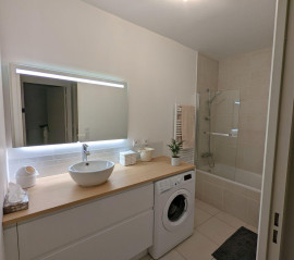 
                                                                                        Location
                                                                                         Joli T3 meublé avec terrasse et parking