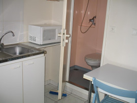 
                                                                                        Colocation
                                                                                         Jolie chambre meublée pour étudiant(e)