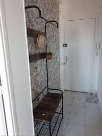 
                                                                                        Colocation
                                                                                         Jolie chambre parquetée sans vis à vis,  balcon