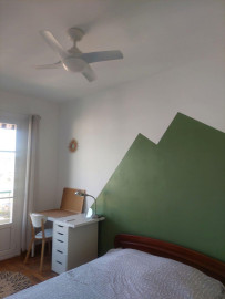 
                                                                                        Colocation
                                                                                         Jolie chambre parquetée sans vis à vis,  balcon