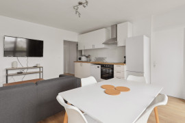 
                                                                                        Colocation
                                                                                         Jolie colocation refaite à neuf