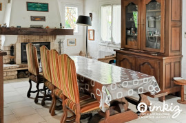 
                                                                                        Vente
                                                                                         Jolie maison 5 pièces de 150m2