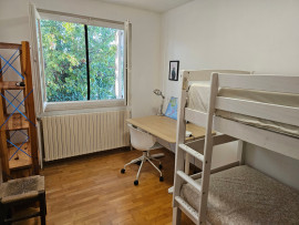 Location
Jolie Maison avec piscine (loyer tout inclus)