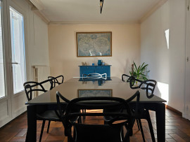 Location
Jolie Maison avec piscine (loyer tout inclus)