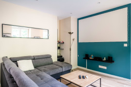 
                                                                                        Location
                                                                                         Koliving