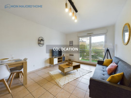 
                                                                                        Colocation
                                                                                         La coloc de la belle de mai