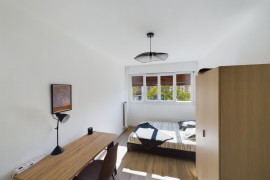 
                                                                                        Colocation
                                                                                         La coloc du 9e