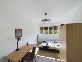 
                                                                                        Colocation
                                                                                         La coloc du 9e