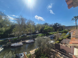 
                                                                                        Location
                                                                                         LA MAISON DU PETIT PORT. Entièrement rénovée en 2025. A 8mn de St Tropez ! (loyer tout inclus)