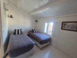 
                                                                                        Location
                                                                                         LA MAISON DU PETIT PORT. Entièrement rénovée en 2025. A 8mn de St Tropez ! (loyer tout inclus)