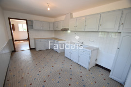 Location
LA MEAUFFE