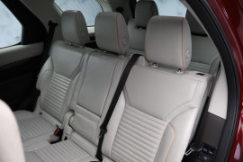 
                                                                                        Voiture
                                                                                         Land Rover Discovery 2.0 SD4 HSE Auto 4WD Euro 6 (s/s) 5dr