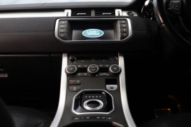 
                                                                                        Voiture
                                                                                         Land Rover Range Rover Evoque 2.0 TD4 HSE Dynamic Auto 4WD Euro 6 (s/s) 5dr