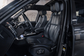 
                                                                                        Voiture
                                                                                         Land Rover Range Rover Supercharged Autobiography