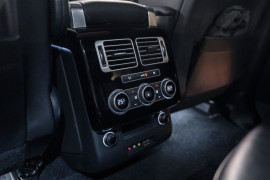 
                                                                                        Voiture
                                                                                         Land Rover Range Rover Supercharged Autobiography