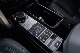 
                                                                                        Voiture
                                                                                         Land Rover Range Rover Supercharged Autobiography