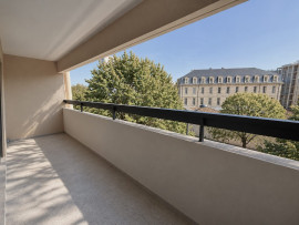 
                                                                                        Vente
                                                                                         Le Bouscat T3 lumineux de 67 m² avec balcon