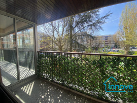 
                                                                                        Vente
                                                                                         Le Chesnay 5 pièces