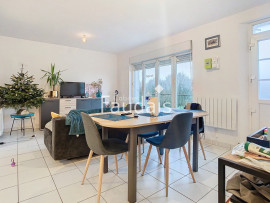 
                                                                                        Vente
                                                                                         LE DEZERT, IMMEUBLE AVEC 3 APPARTEMENTS