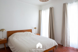 
                                                                                        Location
                                                                                         Le Forbin