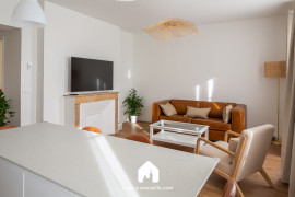 
                                                                                        Location
                                                                                         Le Forbin