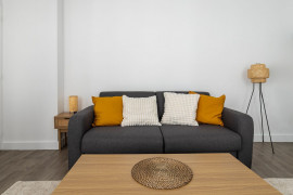 
                                                                                        Location
                                                                                         "Le Pigalle" - Studio coeur de Paris (loyer tout inclus)