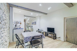 
                                                                                        Location
                                                                                         Le Poirier