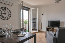 
                                                                                        Location
                                                                                         Le Rabateau