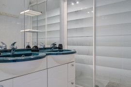 
                                                                                        Location
                                                                                         Le Rabateau