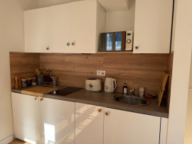 
                                                                                        Location
                                                                                         Le Scotto*