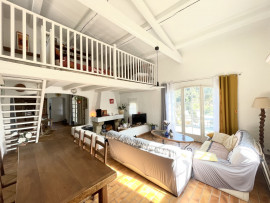 Vente
LE THORONET Villa traditionnelle 5 pièce(s) 158m2 Terrain 2289m2