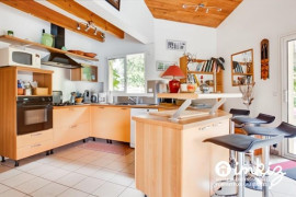
                                                                                        Vente
                                                                                         Les dunes, l’océan, maison atypique avec piscine