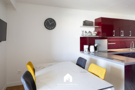 
                                                                                        Location
                                                                                         Les Hauts de Breteuil